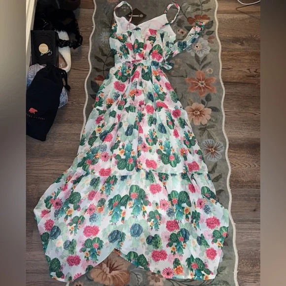 Floral Maxi Dress - Multicolor - Picture 4 of 6